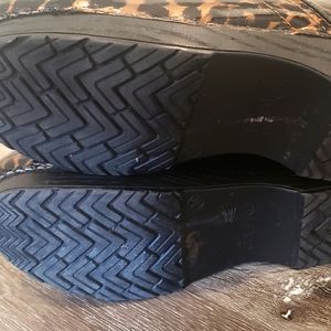 Dansko leopard print